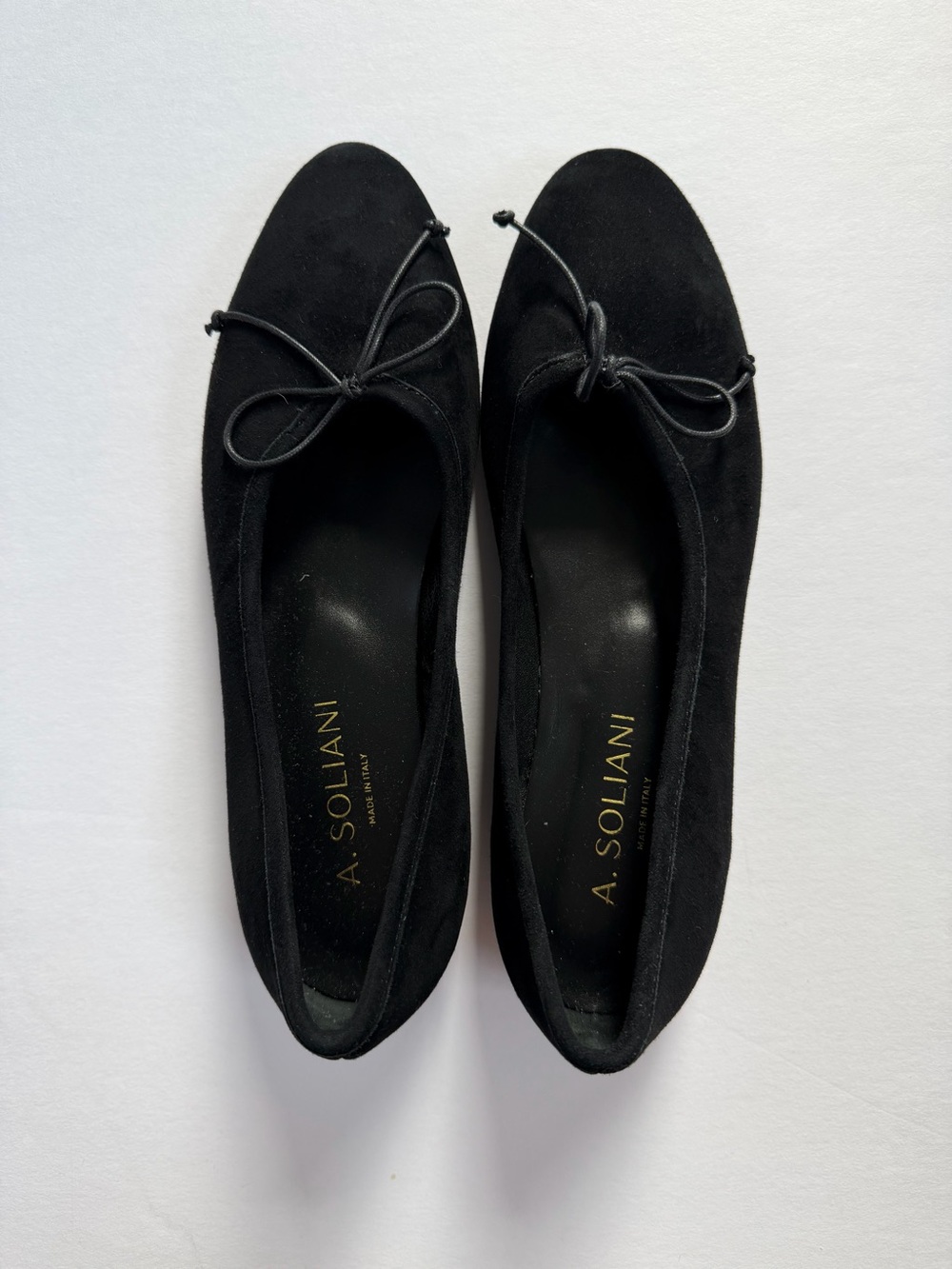 A. Soliani Ballet Flats in black suede
